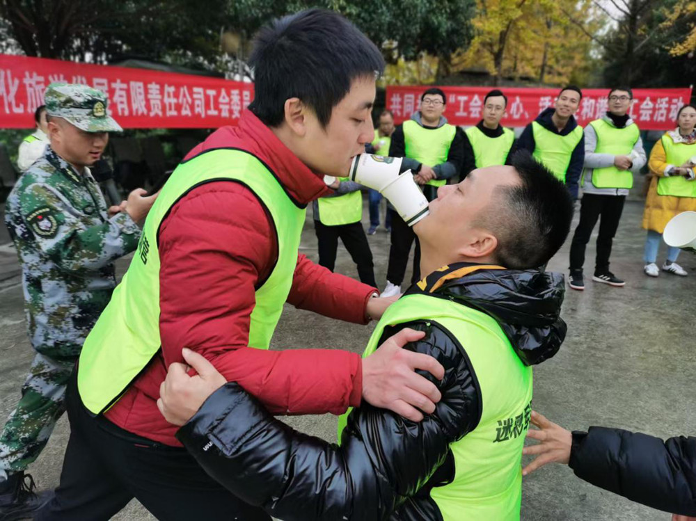 �����l(f��)չ��˾������ů���ġ���Ӵٺ��C